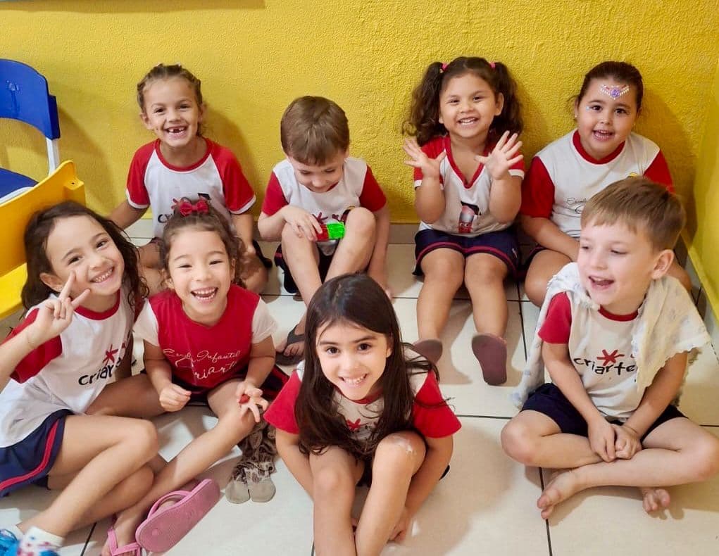 A importância do uso do uniforme na escola Criarte